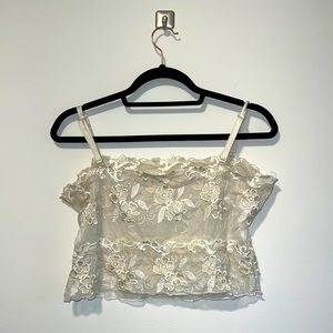 ✨ Sheer floral lace crop top